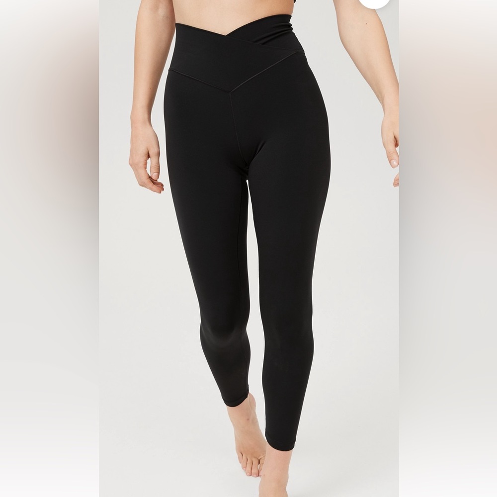 OFFLINE By Aerie Real Me Crossover High Waisted Legging